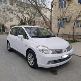 Nissan Tiida 2007