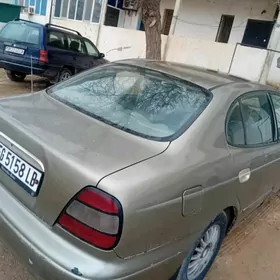 Daewoo Leganza 2000