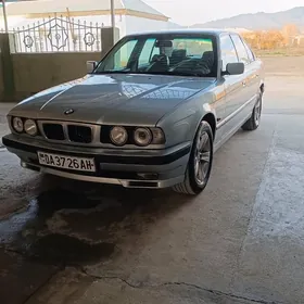 BMW 525 1990