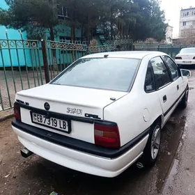 Opel Vectra 1990