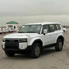 Toyota Land Cruiser Prado 2025