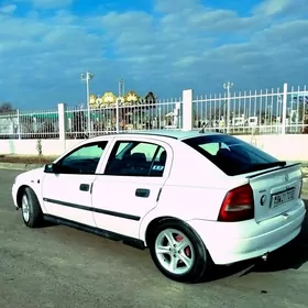 Opel Astra 2001