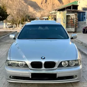 BMW E39 2001
