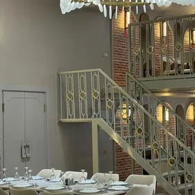 Iskar gerek restoran ay aydyn