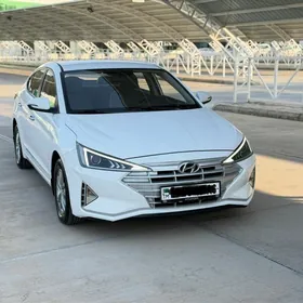 Hyundai Elantra 2019