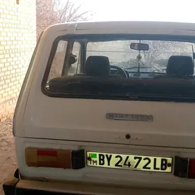 Lada 2104 1990
