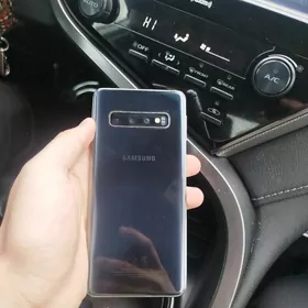 Samsung S10  8/128gb.