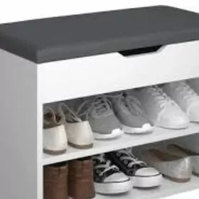 Pufik we mebeller (garasaryna)