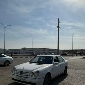 Mercedes-Benz E-Class 1999