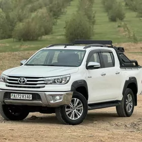 Toyota Hilux 2017