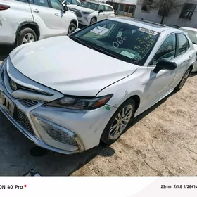 Toyota Camry 2023