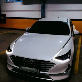 Hyundai Sonata 2021