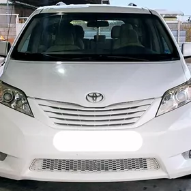 Toyota Sienna 2012