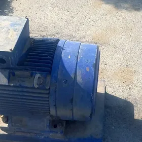 Elektro dwigatel 45 kw 3000 ob