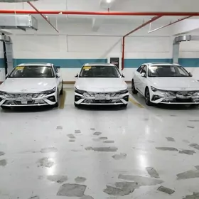 Hyundai Elantra 2026