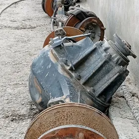 Mini Man most peredok