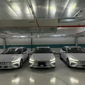 Hyundai Elantra 2026