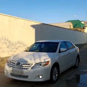 Toyota Camry 2011
