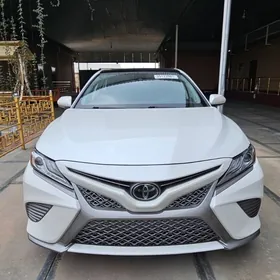 Toyota Camry 2020