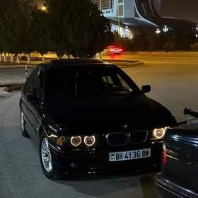 BMW E39 2000