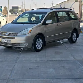 Toyota Sienna 2005
