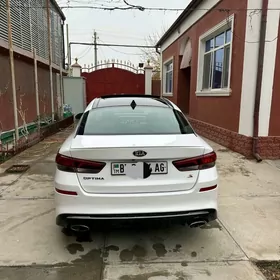 Kia Optima 2020