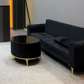 диван почти новый