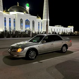 Toyota Camry 2000
