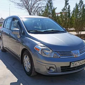Nissan Versa 2010