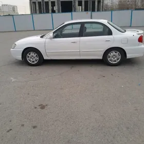 Kia Spectra 2002