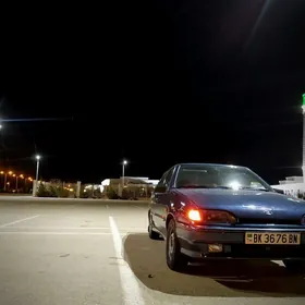 Lada 2115 2004