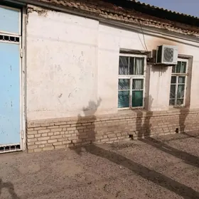 Satlyk Jaý Ýarym Howly