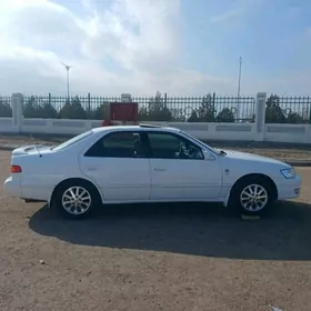 Toyota Camry 2000