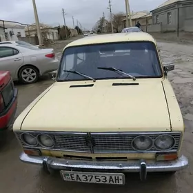 Lada 2103 1980