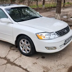 Toyota Avalon 2000