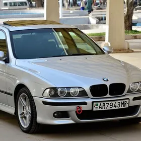 BMW E39 2002