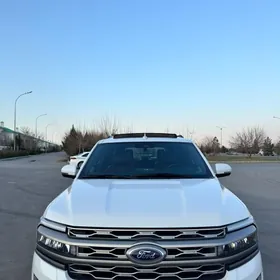 Ford Expedition 2023