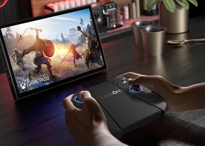Новый игровой планшет Lenovo складывается и превращается в рабочий ноутбук