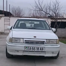 Opel Vectra 1989