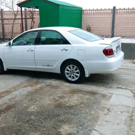 Toyota Camry 2003