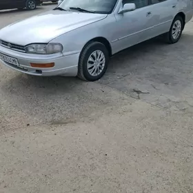 Toyota Camry 1993