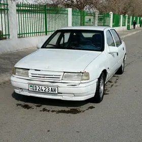 Opel Vectra 1990