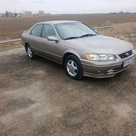 Toyota Camry 1999