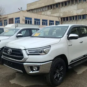 Toyota Hilux 2025