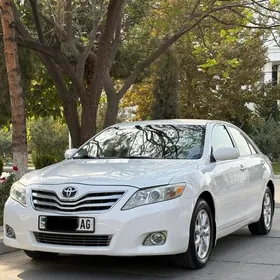 Toyota Camry 2010