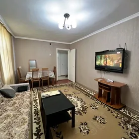 30-Mkr. ½-Kom.Kwartira