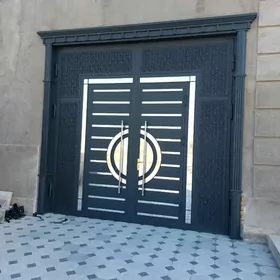 demir onimleri derwaza gapy