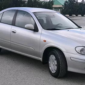 Nissan Sunny 2003