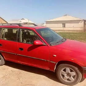 Opel Astra 1995