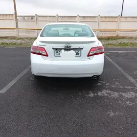 Toyota Camry 2010